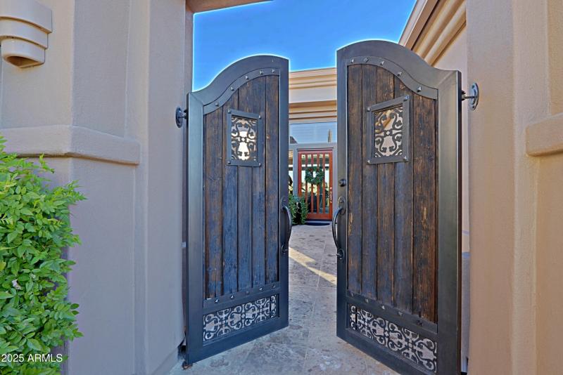 Front 3 - Courtyard Entrance