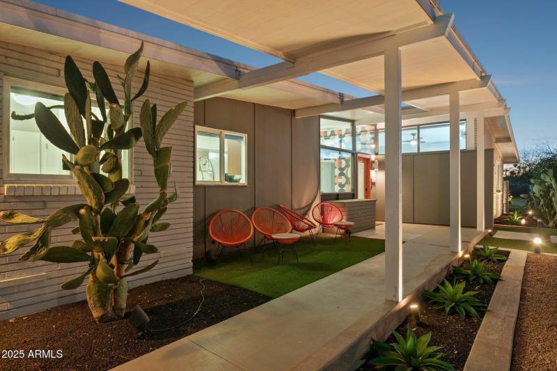 Architecturally-significant legacy home