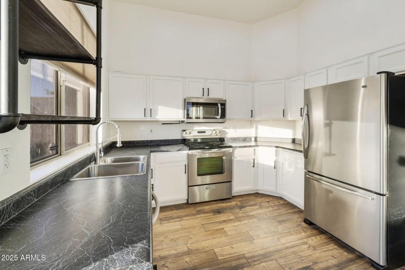 30-web-or-mls-dlb_0286-dlb_0290