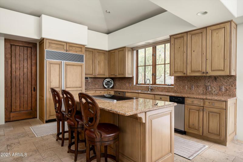 12-10072 E Blue Sky Dr-12