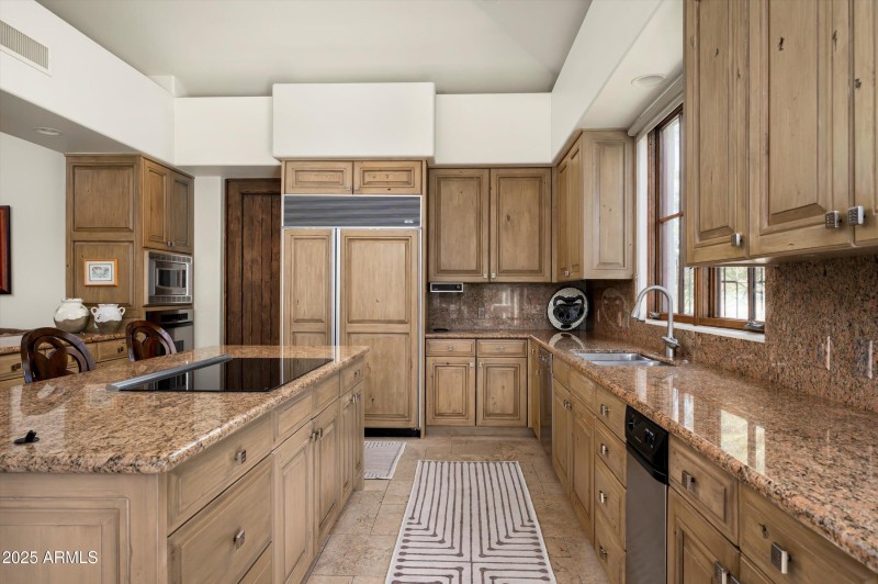 13-10072 E Blue Sky Dr-13