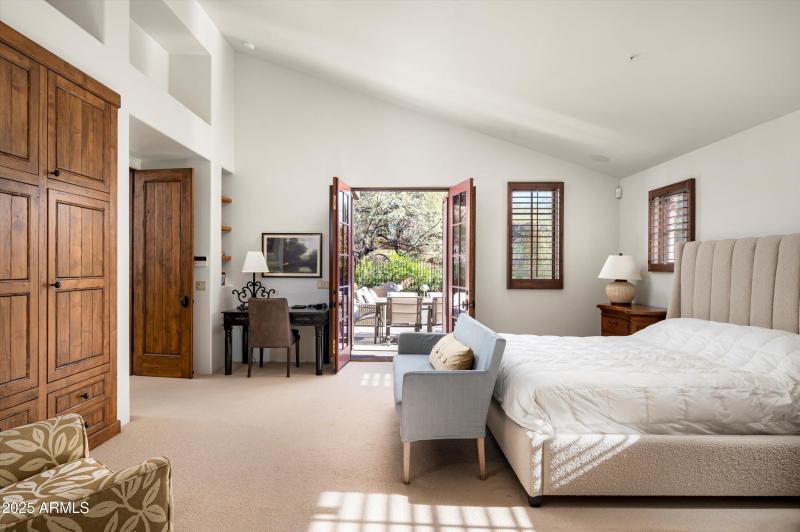 20-10072 E Blue Sky Dr-20