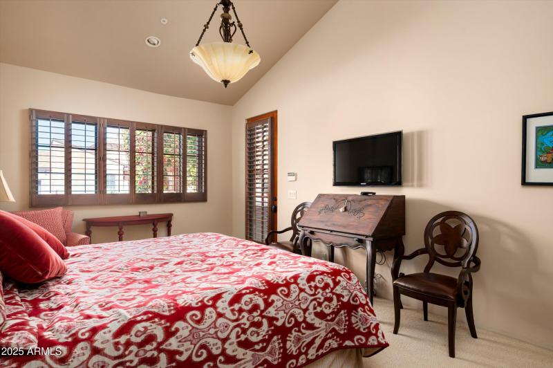 29-10072 E Blue Sky Dr-29