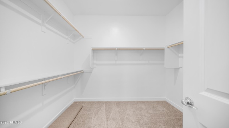Large Master Walk in Closet