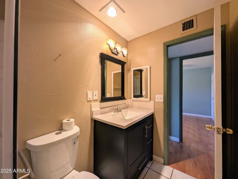 4019 W SAN MIGUEL AVE