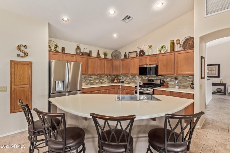 13 Lots of Cabinet Space