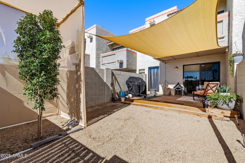 013___835 N Granite Reef Rd unit 12