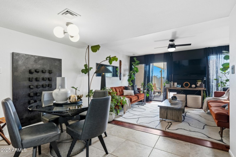 004___835 N Granite Reef Rd unit 12