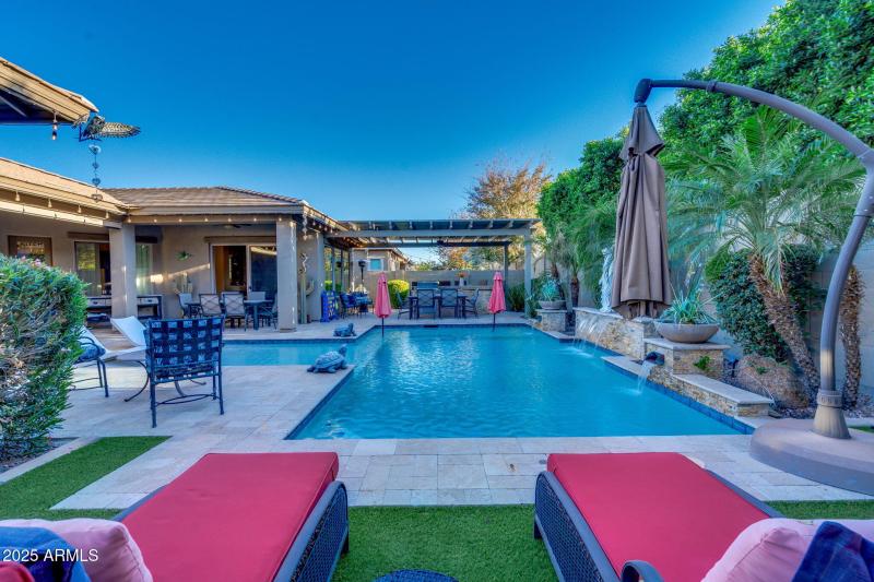 Entertainers Backyard