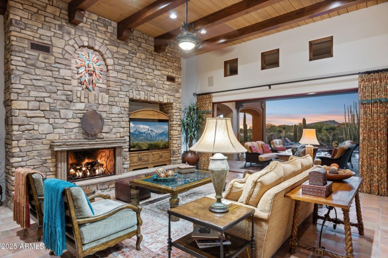 112-web-or-mls-10986-e-wildcat-hill-rd