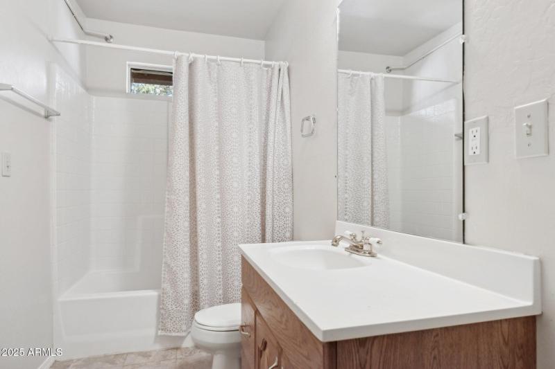 Downstairs Full BathBathroom