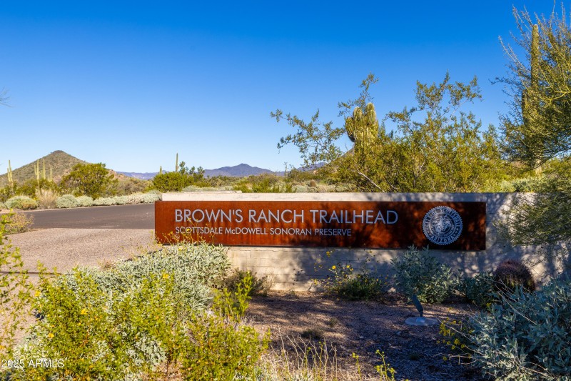 9686 E Cinder Cone Trail-75