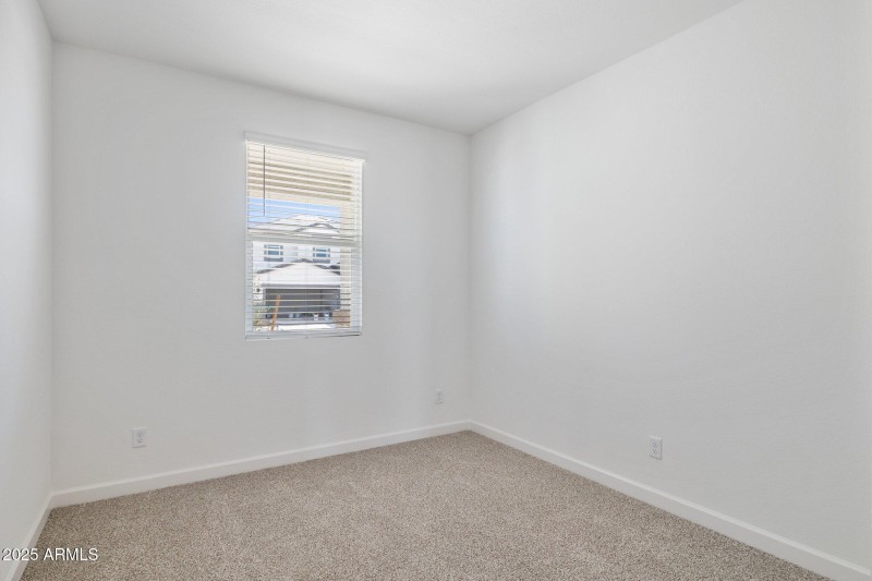 21-web-or-mls-17746-w-vogel-ave-lot-161-