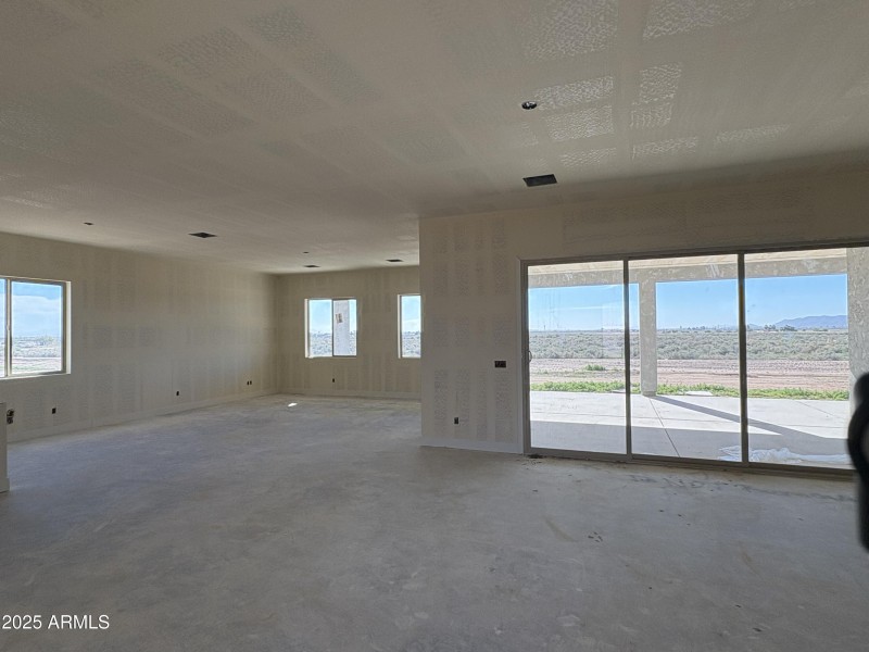 9143 W Limestone Mountain Dr