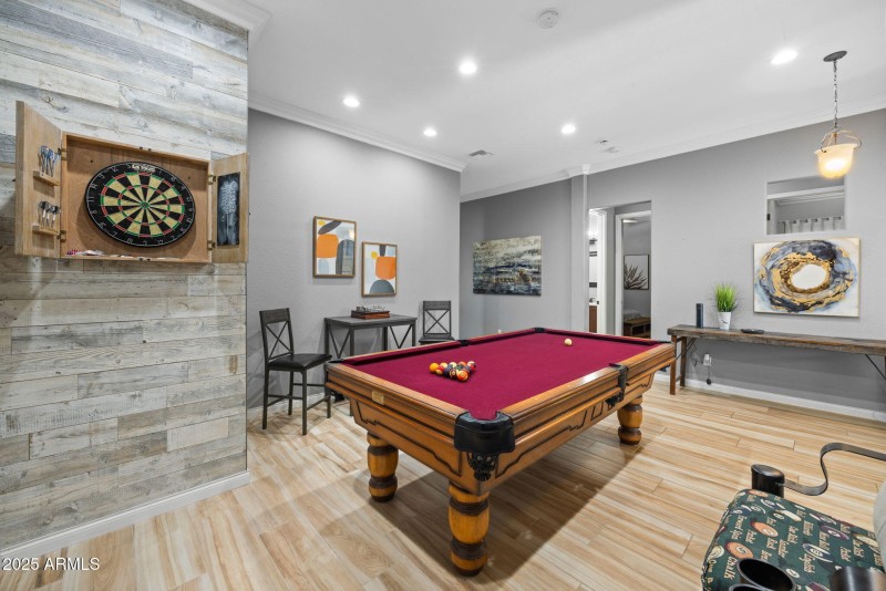 Living room/game room