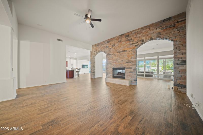 Livingroom to Dining room