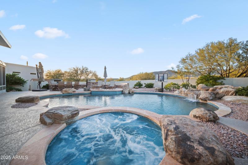 Spa Pool Waterfeature