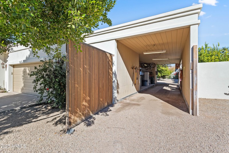 ATTACHED DRIVE-THRU CARPORT