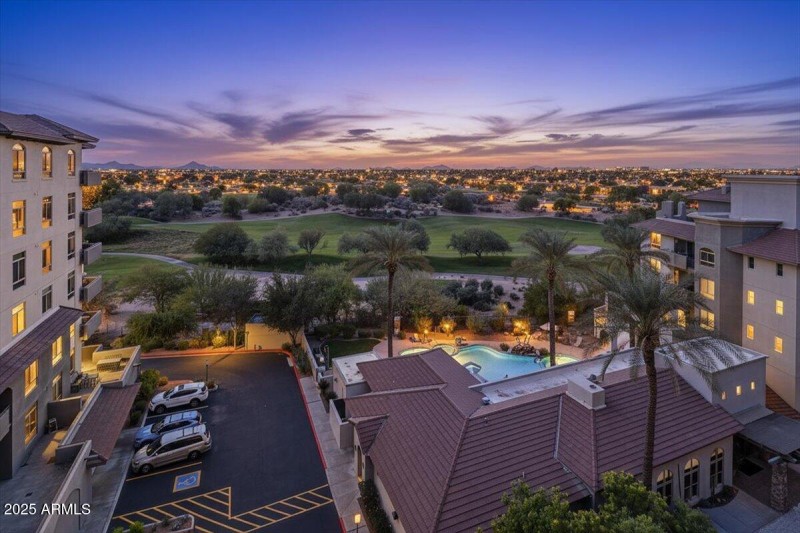 1-Twilight & City Lights