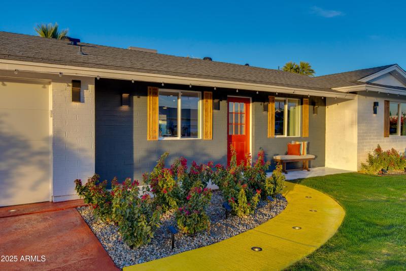YELLOW BRICK PATHWAY