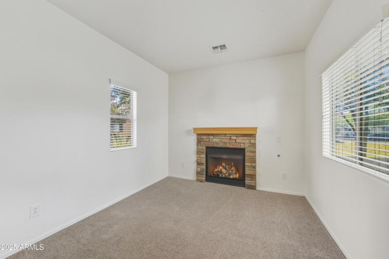 5_dsc_6677_with_fire