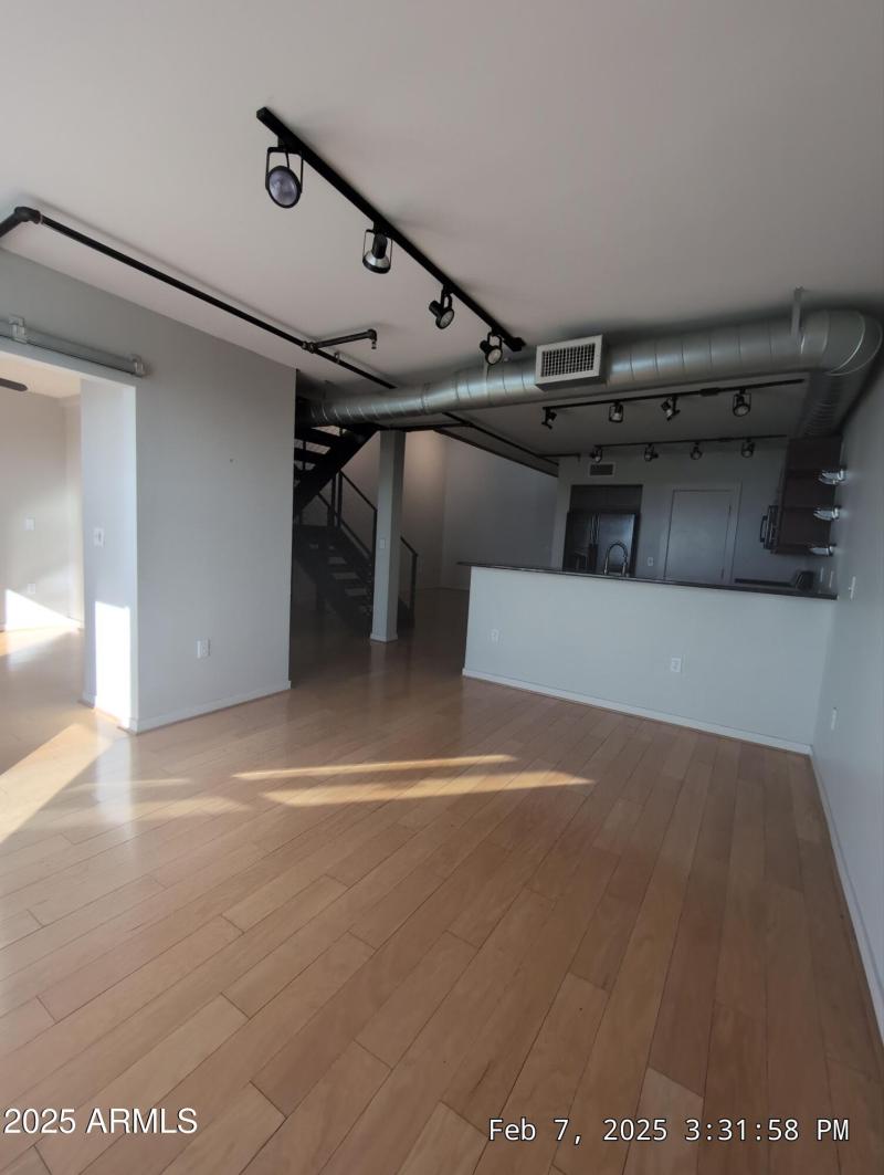 cb0c427e-a1dd-4be7-883f-186af6cdcb1e