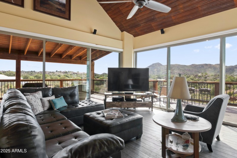 17078 Fountain Ln 00052