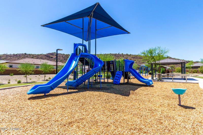 There are 2 Community Parks