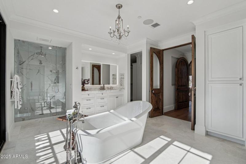 20-web-or-mls-N Echo Canyon Ln-S1412-020