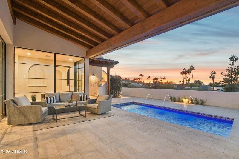 81-web-or-mls-RT-1412-10