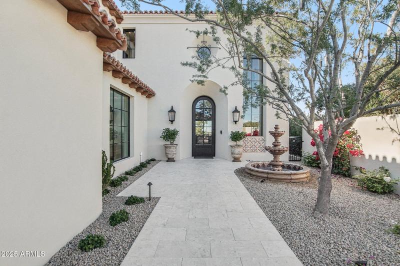 4-web-or-mls-N Echo Canyon Ln-S1412-004