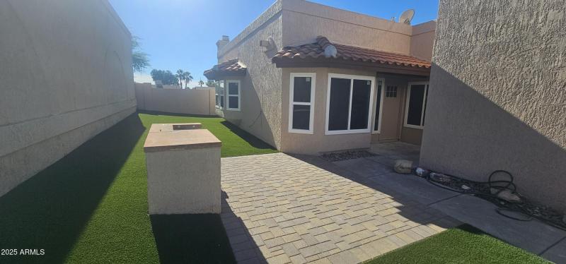 Large Yard with Turf and BBQ