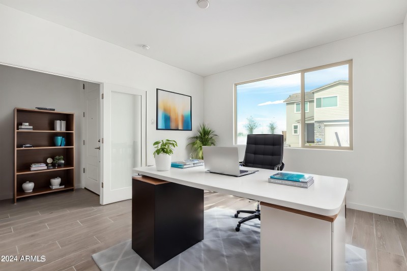 Virtual Staging AI - baden-office-May 21