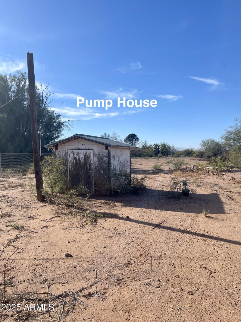 Pump house.