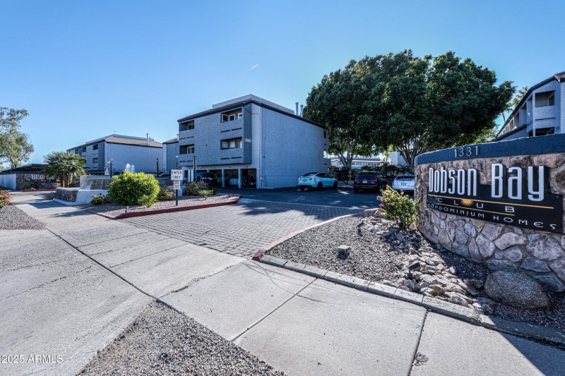 1331 W BASELINE Road 357