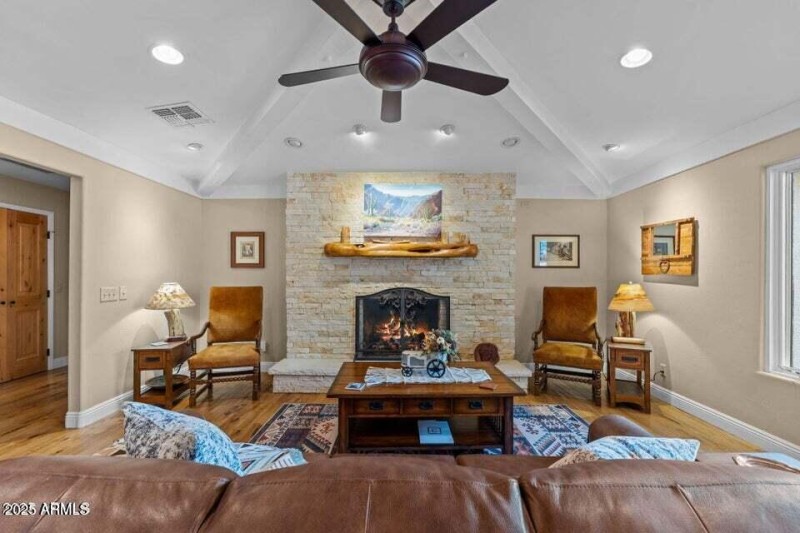 20250825170435287008000000-o