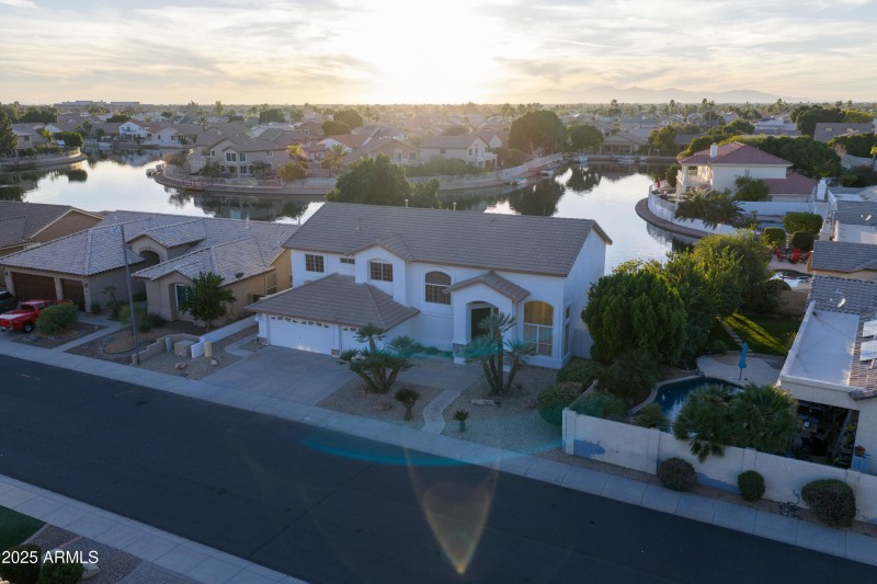 20652_N_53RD_AVE_Outd_005