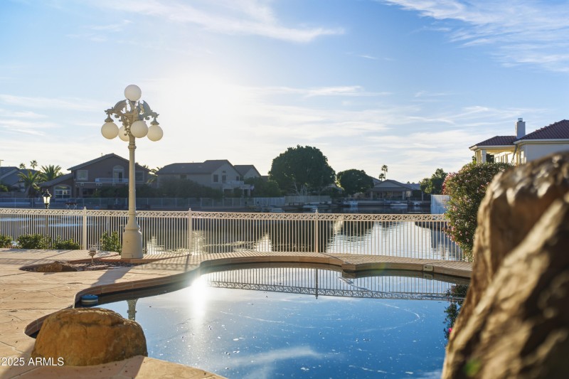 20652_N_53RD_AVE_Outd_024