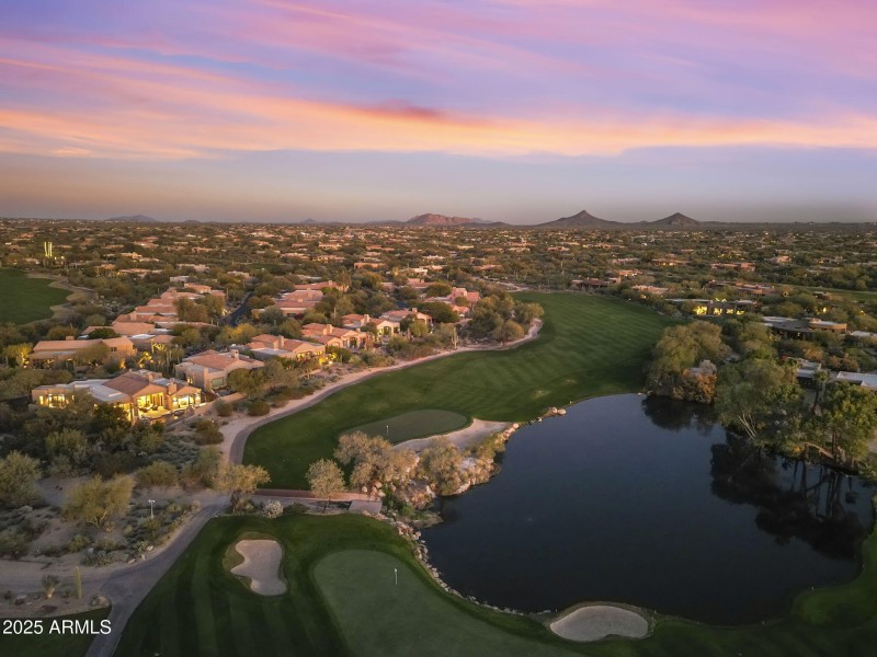 Between 18th Holes of 2 Boulders courses