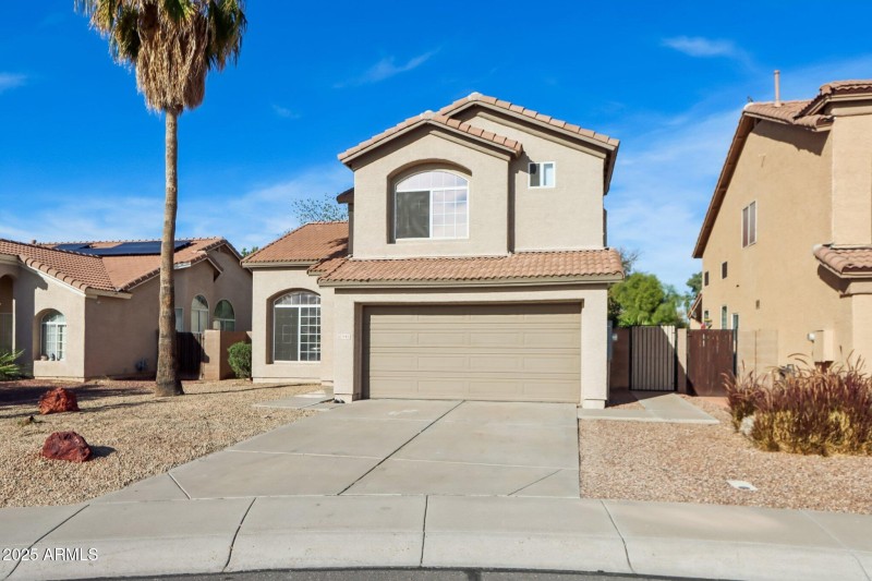 4-web-or-mls-E Oakland St-S1512-004