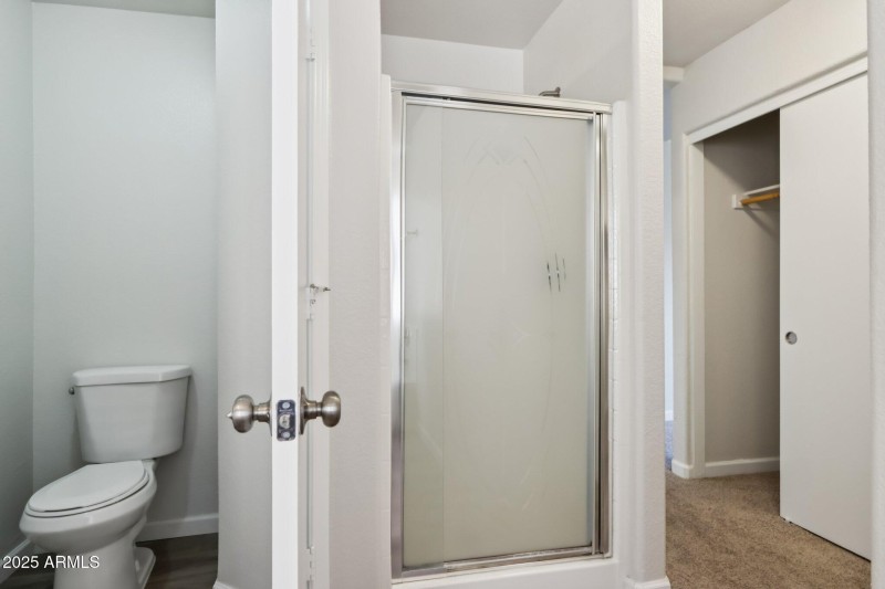 33-web-or-mls-E Oakland St-S1512-033