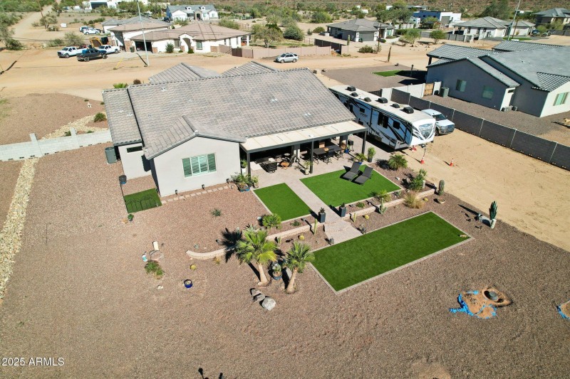 1.175 acres with snake fencing!