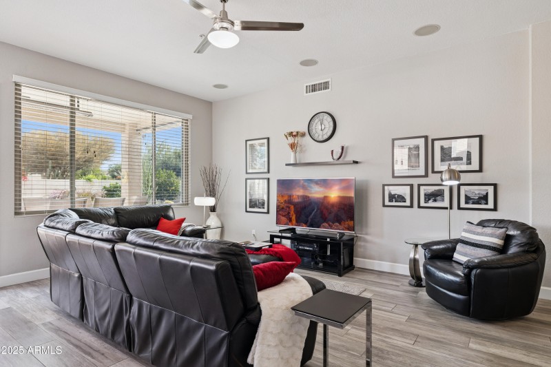 6-print-21531-n-72nd-pl