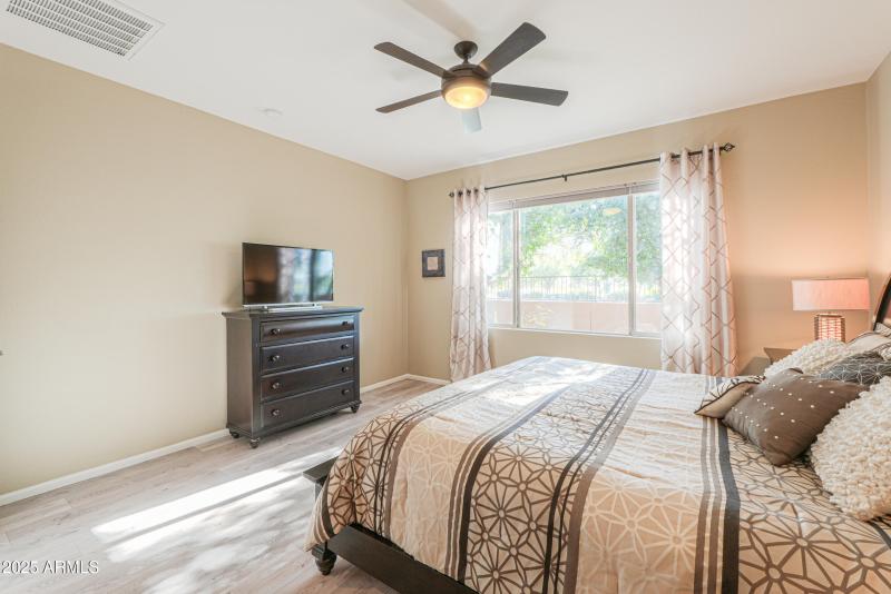 Primary bedroom w/fan