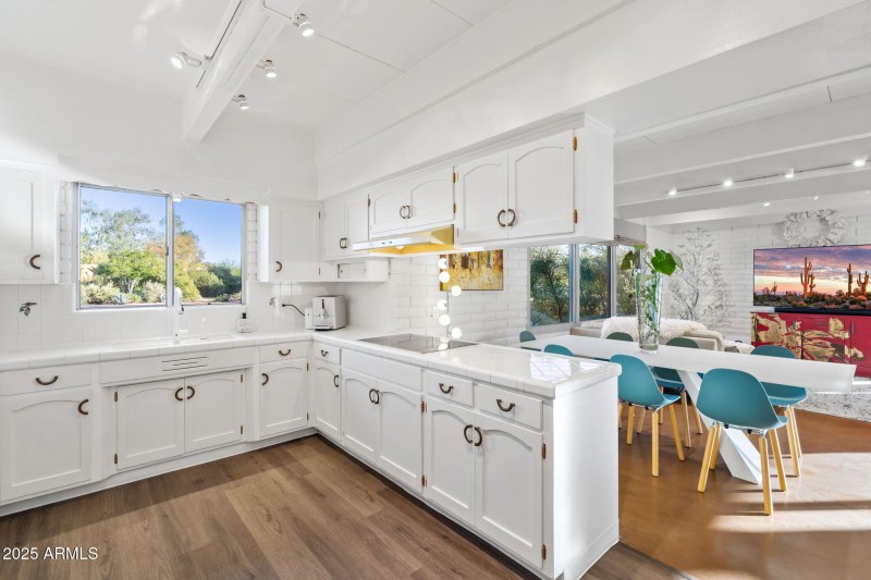 21-web-or-mls-DSC_7021