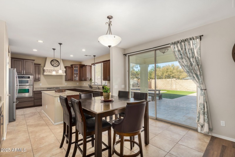 Eating and kitchen area