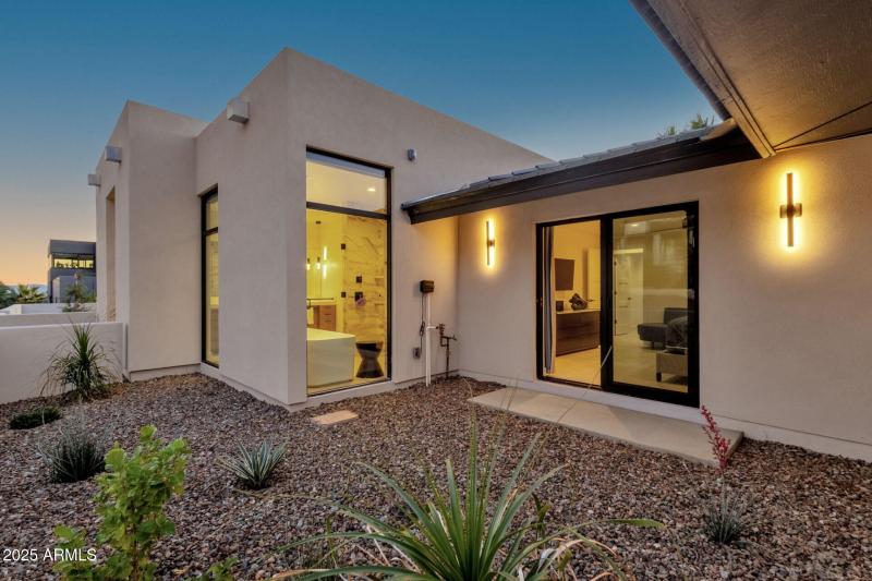 7112N23rdWay_63815_8