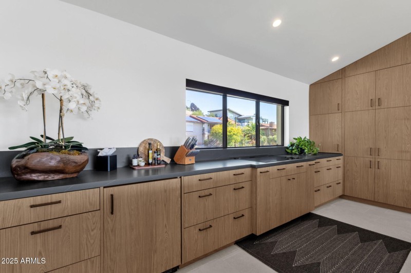 7112N23rdWay_63815_14