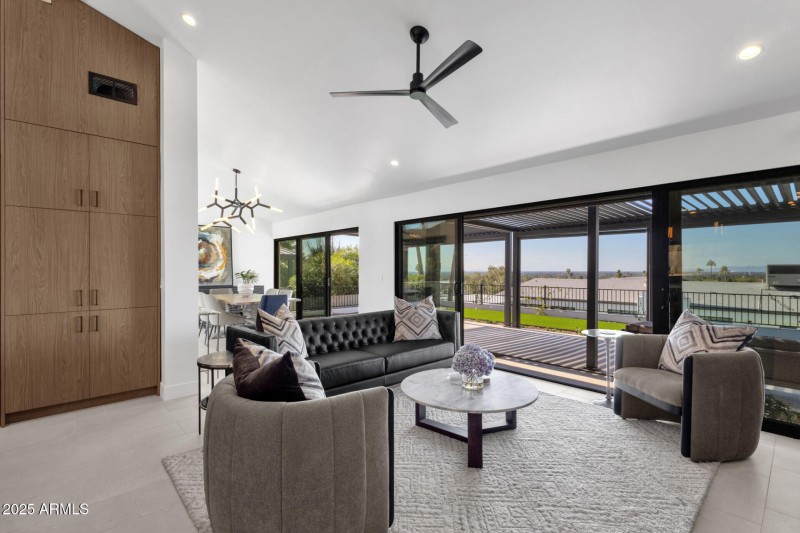 7112N23rdWay_63815_15