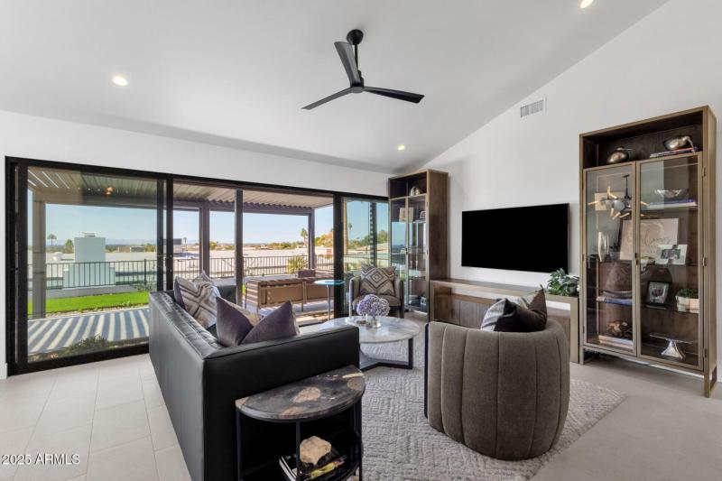 7112N23rdWay_63815_16